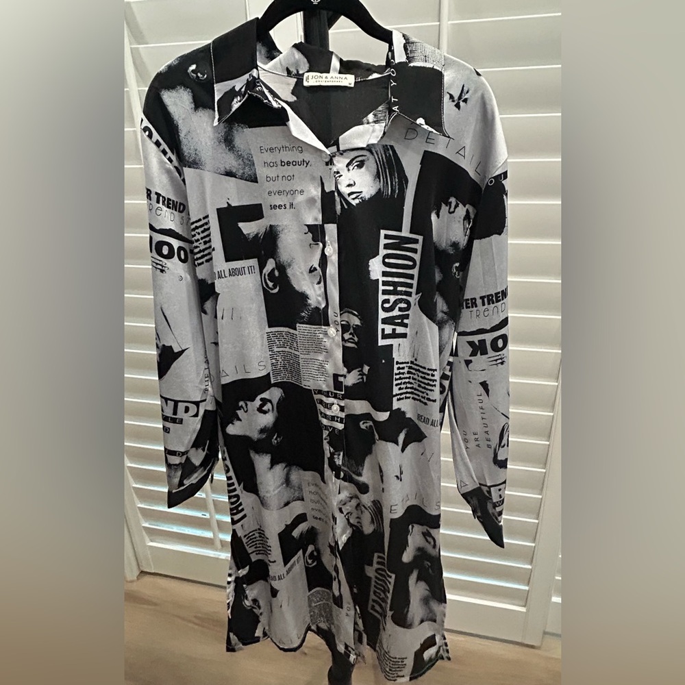 Monochrome Graphic women’s long shirt